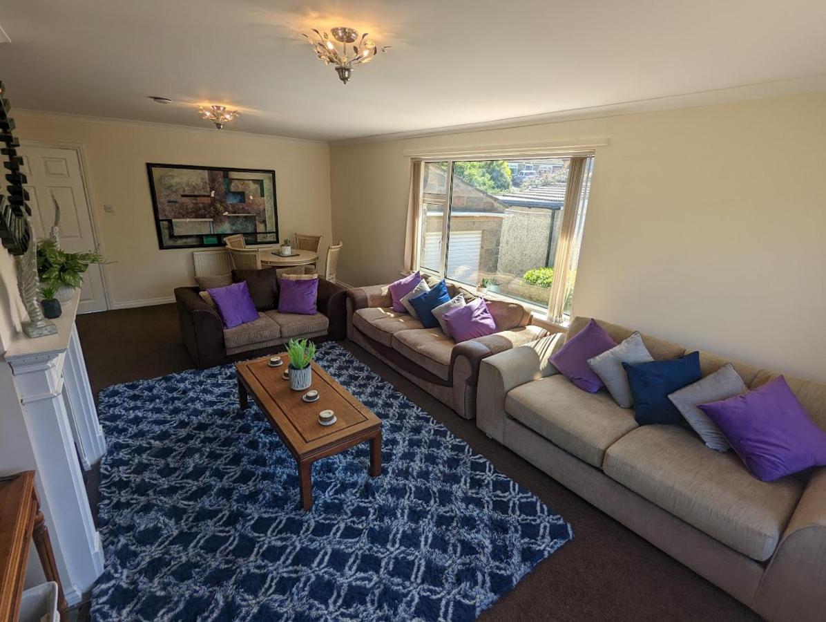 Апартаменты Whitby House Retreat Sleeps 12 Sleights Экстерьер фото