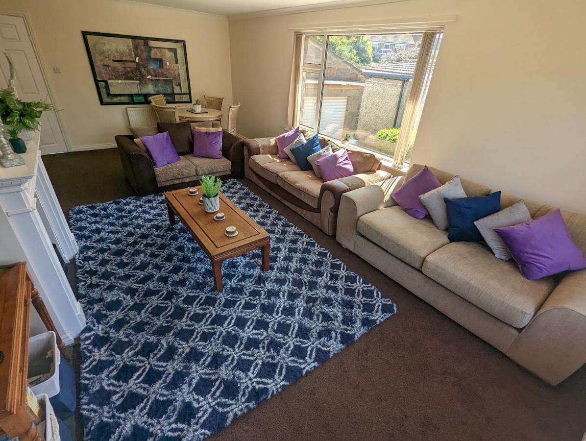 Апартаменты Whitby House Retreat Sleeps 12 Sleights Экстерьер фото